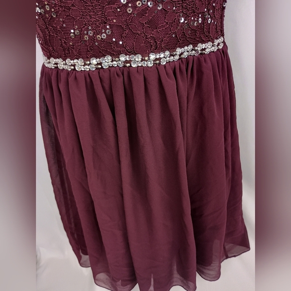 SPEECHLESS Barbiecore Plum Sequin Lace Sleeveless Party Dress(#51) - Picture 4 of 15